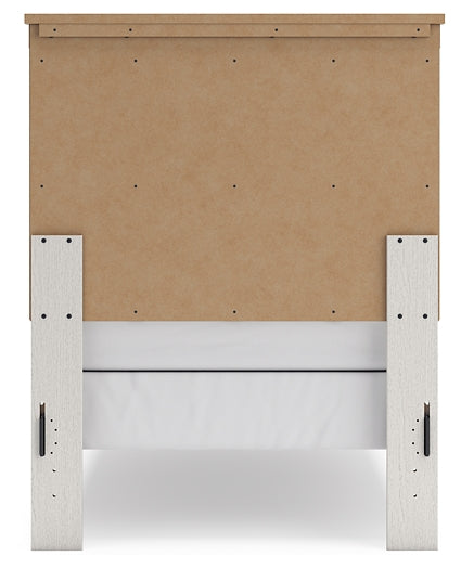 Linnocreek Panel Bed With Mirrored Dresser