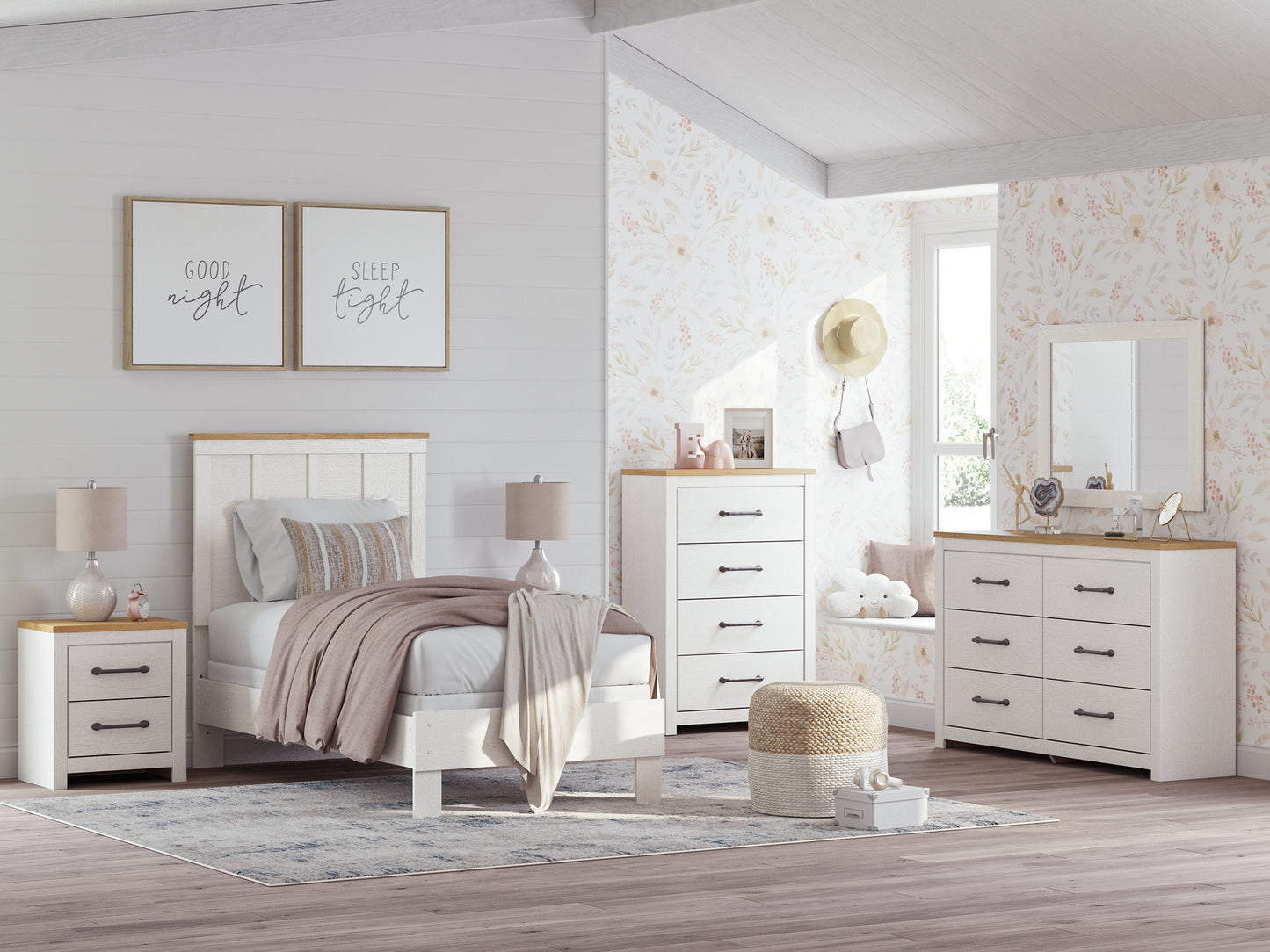 Linnocreek Panel Bed With Mirrored Dresser And 2 Nightstands