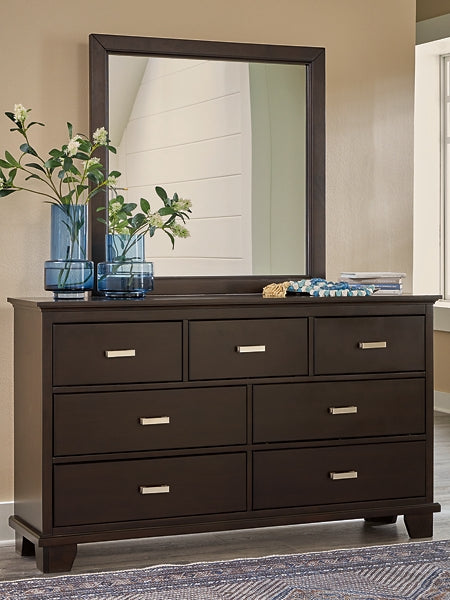 Covetown Panel Bed With Mirrored Dresser And 2 Nightstands