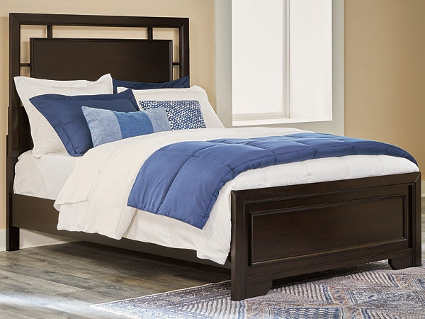 Covetown Panel Bed With Mirrored Dresser And 2 Nightstands