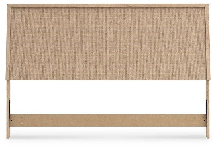 Cielden Panel Headboard With Mirrored Dresser And 2 Nightstands