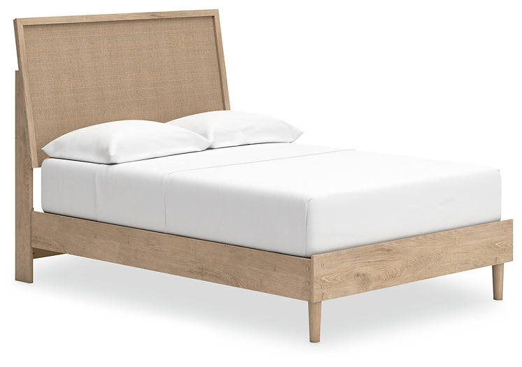 Cielden Panel Bed With Mirrored Dresser And Chest