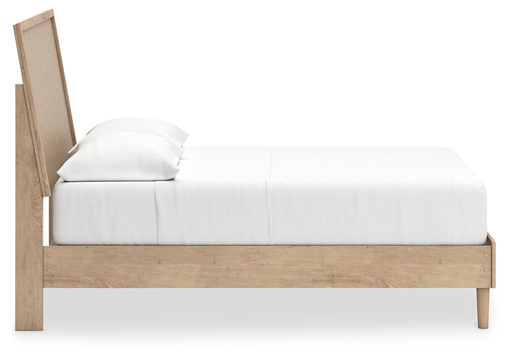 Cielden Panel Bed With Mirrored Dresser And Chest