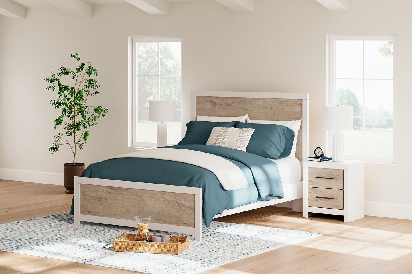 Charbitt Panel Bed With Mirrored Dresser And 2 Nightstands