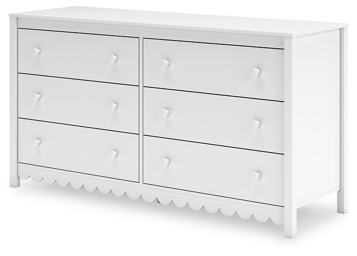 Hallityn Panel Headboard With Dresser And Nightstand