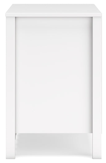 Hallityn Panel Headboard With Dresser And Nightstand