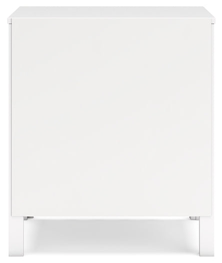 Hallityn Panel Headboard With Dresser And Nightstand