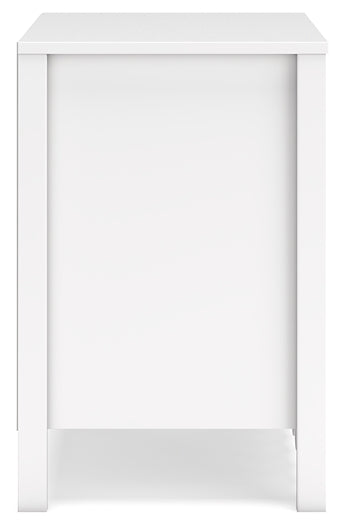 Hallityn Panel Headboard With Dresser And Nightstand