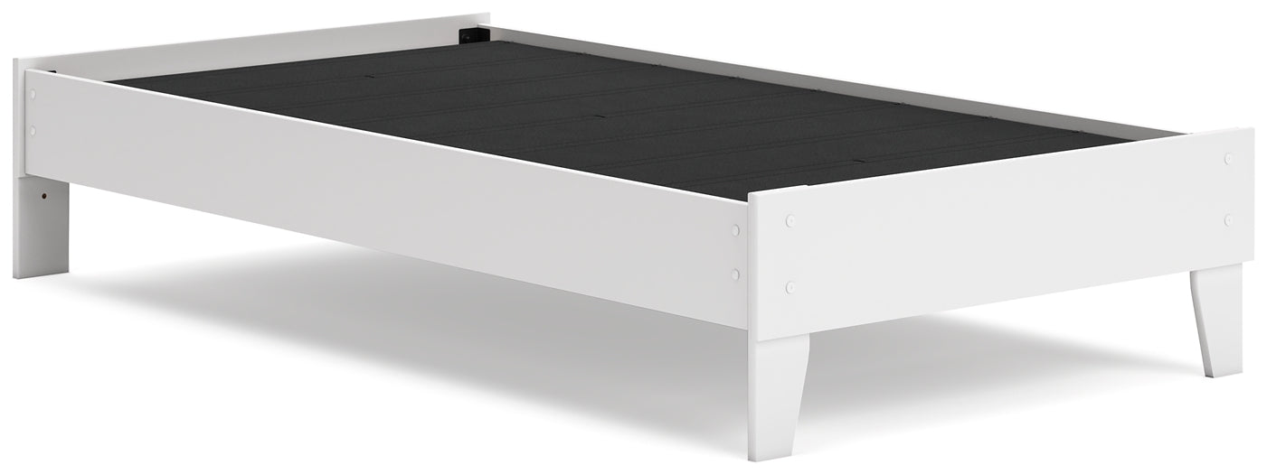 Socalle Platform Bed With Dresser And Nightstand
