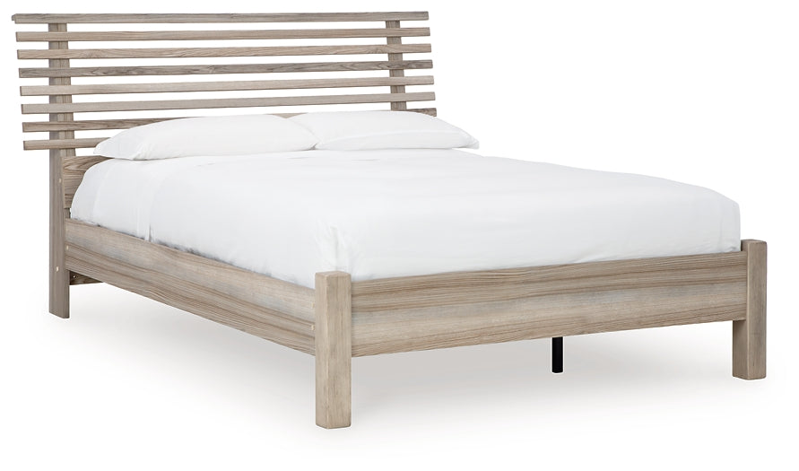 Hasbrick Panel Bed With Mirrored Dresser And Nightstand