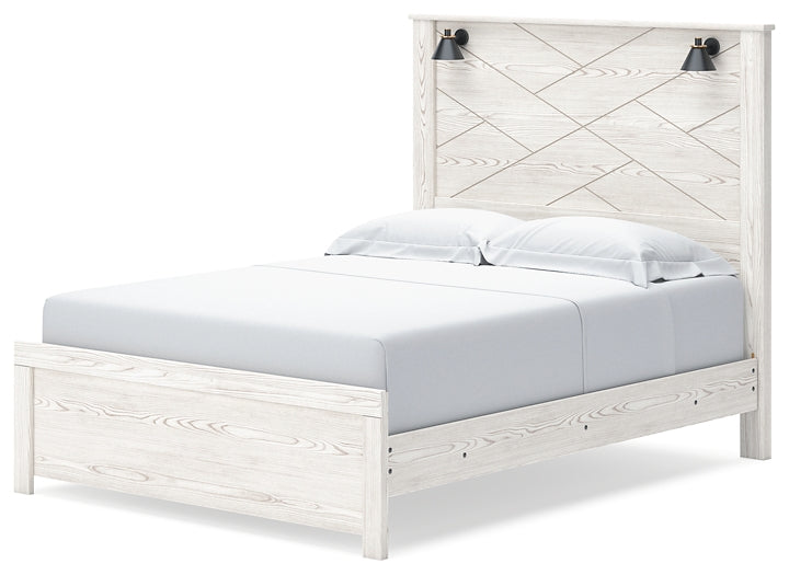 Gerridan Panel Bed With Mirrored Dresser, Chest And Nightstand