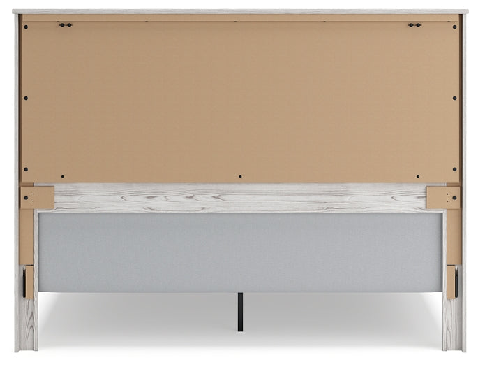 Gerridan Panel Bed With Mirrored Dresser And 2 Nightstands