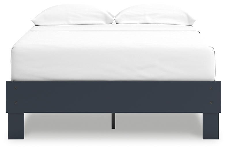 Simmenfort Platform Bed With Dresser, Chest And Nightstand