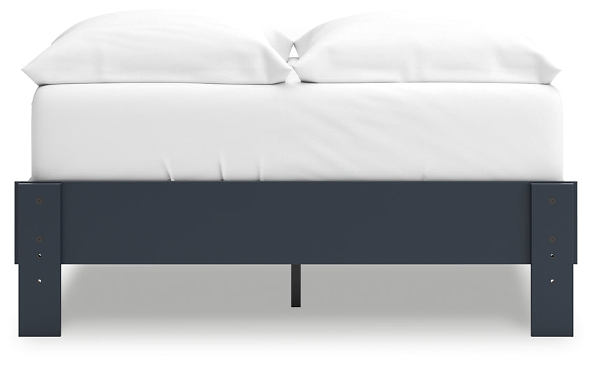 Simmenfort Platform Bed With Dresser, Chest And Nightstand