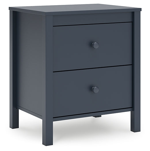 Simmenfort Platform Bed With Dresser, Chest And Nightstand