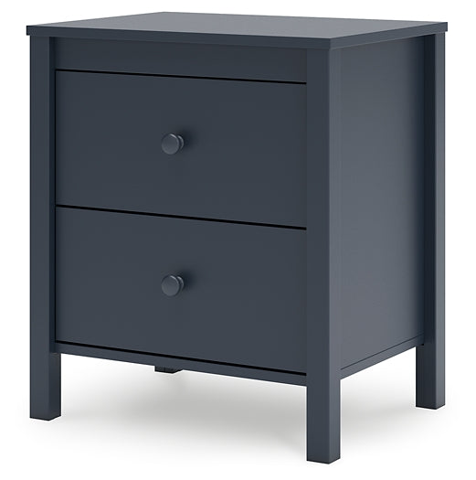 Simmenfort Platform Bed With Dresser, Chest And Nightstand