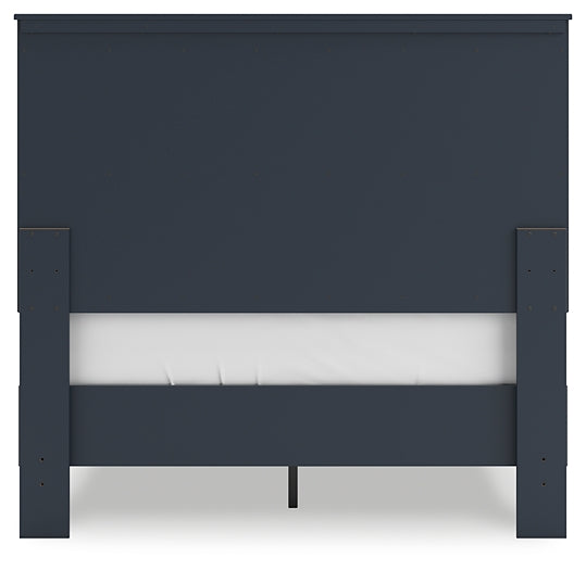 Simmenfort Panel Headboard With Dresser, Chest And Nightstand