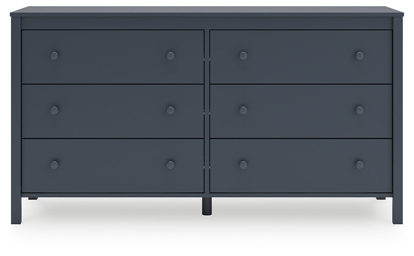 Simmenfort Panel Headboard With Dresser, Chest And Nightstand