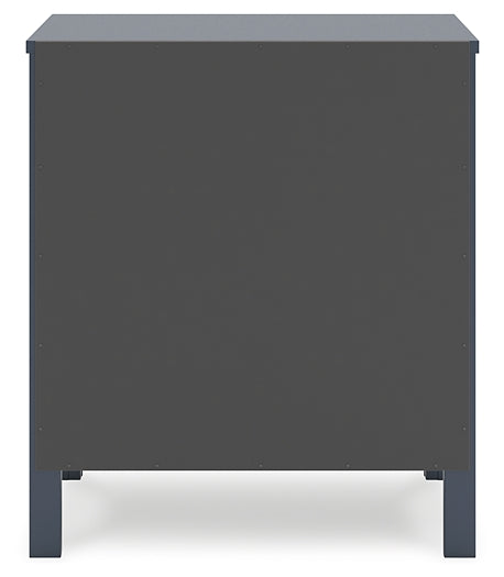 Simmenfort Panel Headboard With Dresser, Chest And Nightstand
