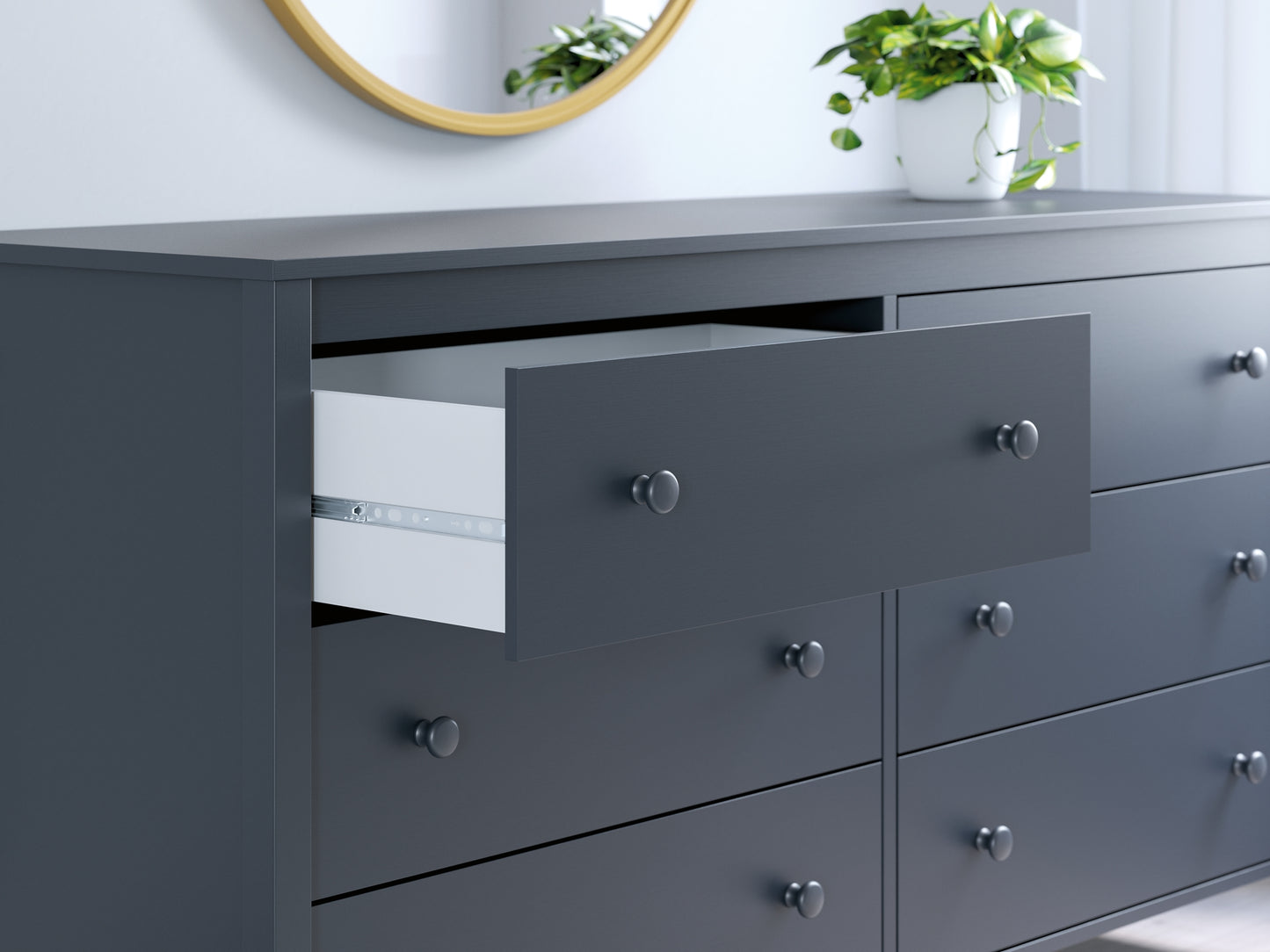 Simmenfort Panel Headboard With Dresser, Chest And Nightstand