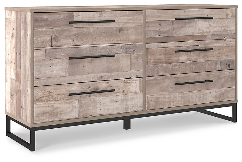 Neilsville Platform Bed With Dresser, Chest And Nightstand