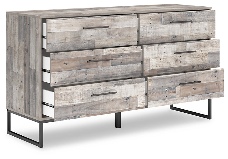 Neilsville Platform Bed With Dresser, Chest And Nightstand