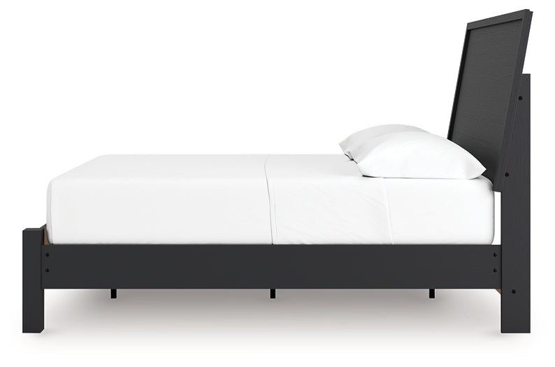 Danziar Panel Bed