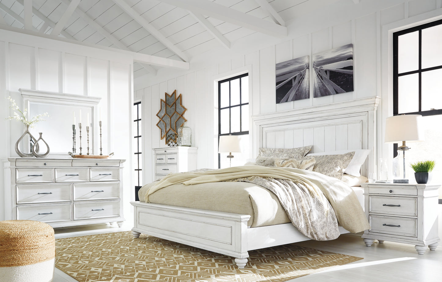 Kanwyn  Panel Bed With Mirrored Dresser And Chest