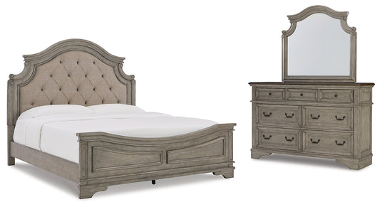 Lodenbay California Panel Bed With Mirrored Dresser