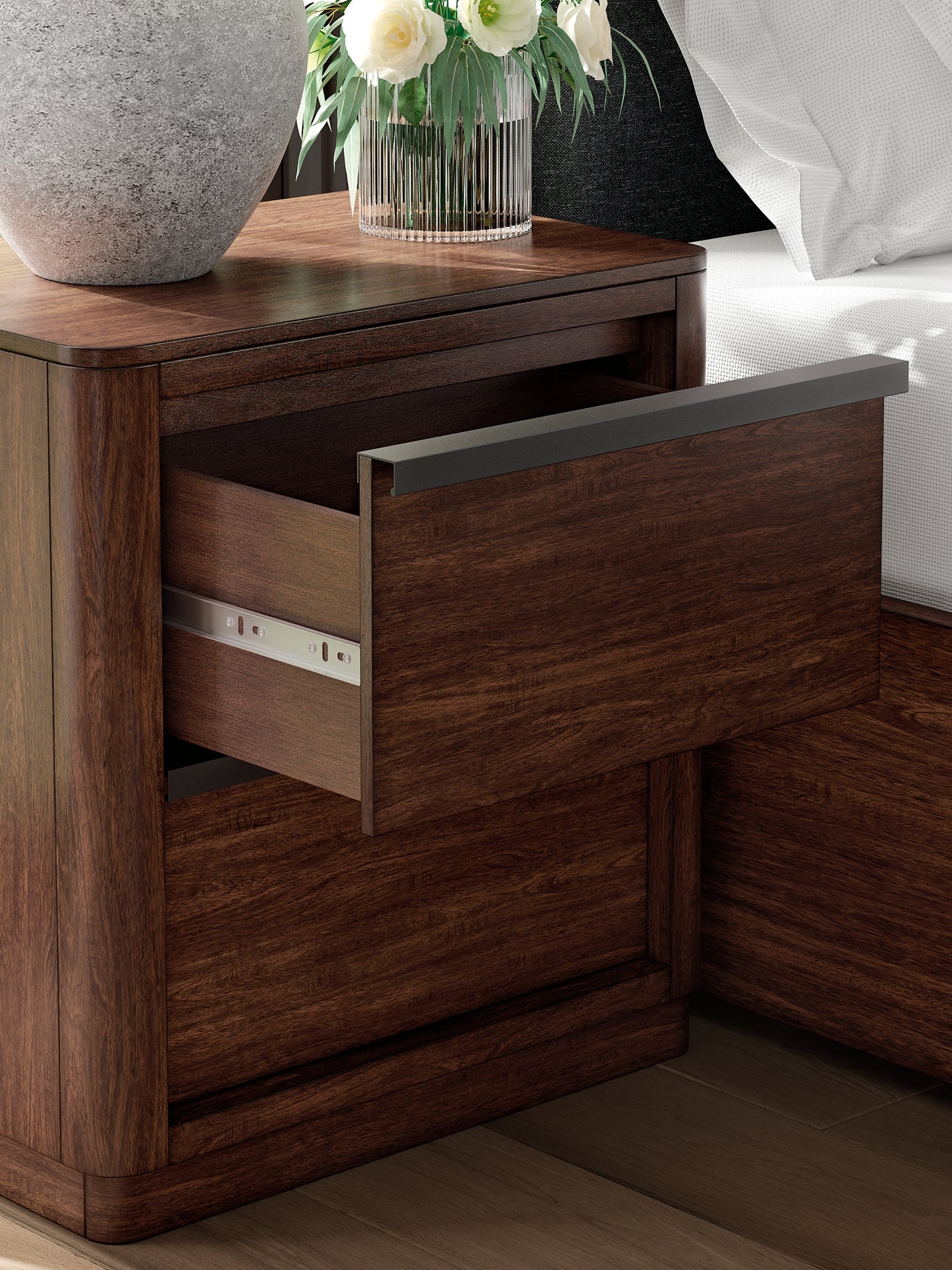 Dilenno California Canopy Bed With Mirrored Dresser, Chest And Nightstand