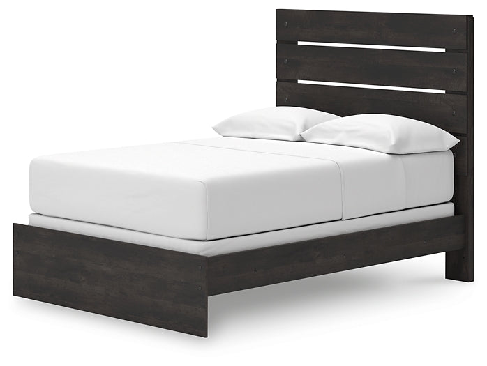 Hollivern Panel Bed With Mirrored Dresser And Nightstand