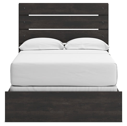 Hollivern Panel Bed With Mirrored Dresser And Nightstand