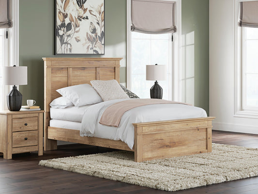 Makidern Panel Bed