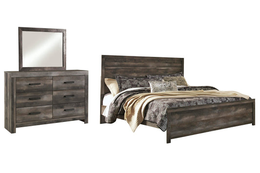 Wynnlow Panel Bed With Mirrored Dresser