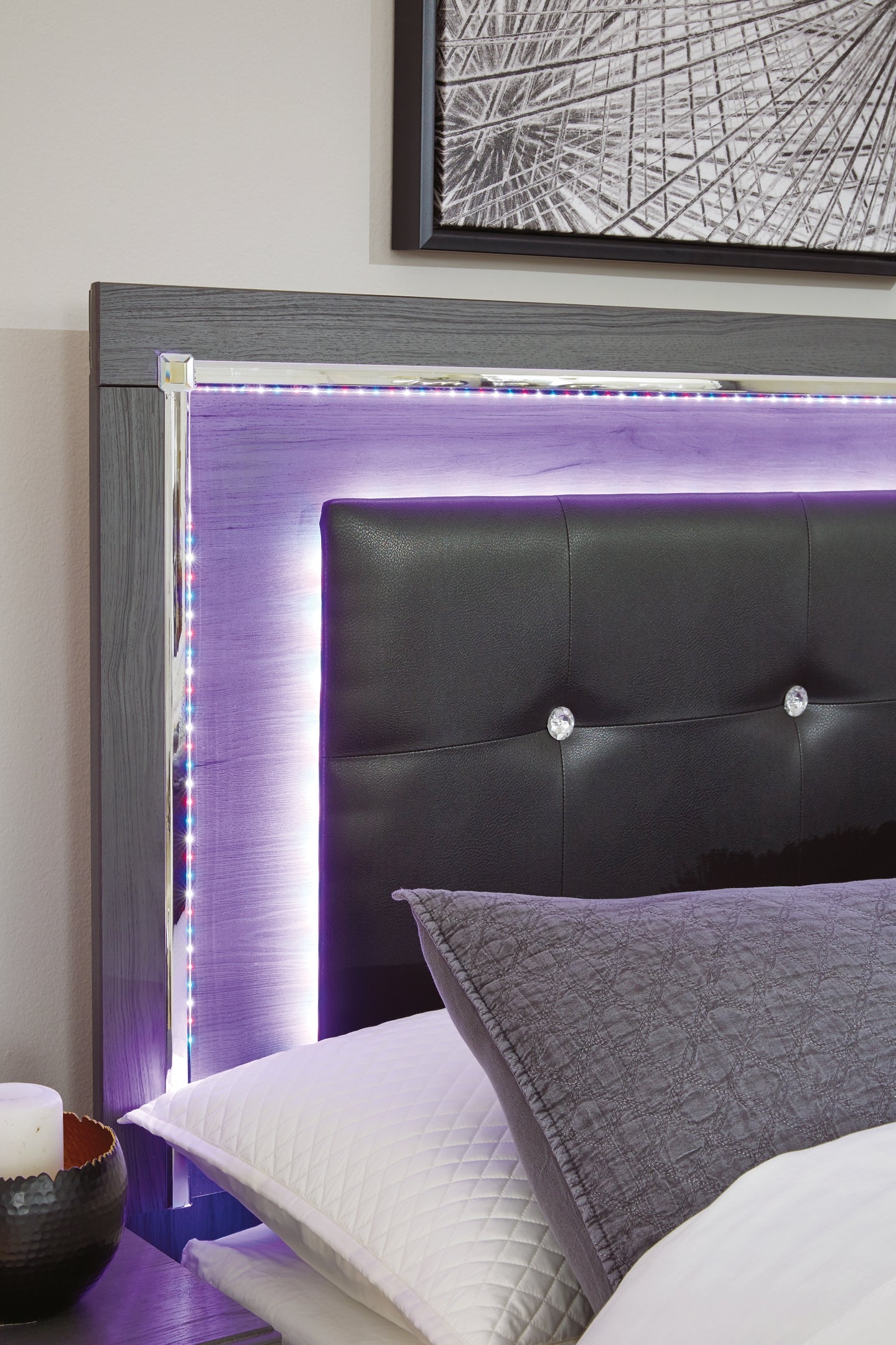 Lodanna Upholstered Panel Headboard With Mirrored Dresser, Chest And Nightstand