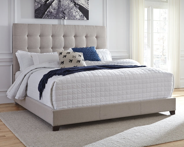 Dolante Upholstered Bed With Mattress