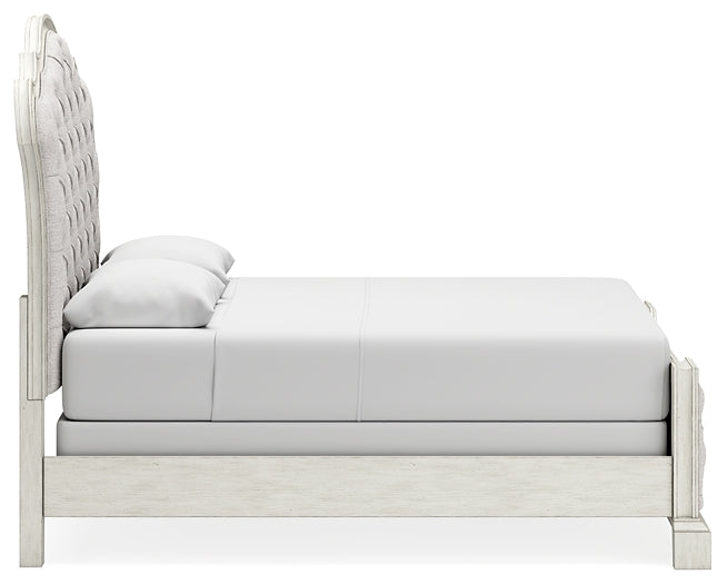 Arlendyne Upholstered Bed With Mirrored Dresser