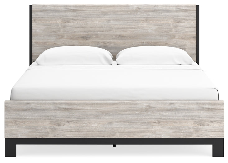 Vessalli Panel Bed With Mirrored Dresser, Chest And 2 Nightstands