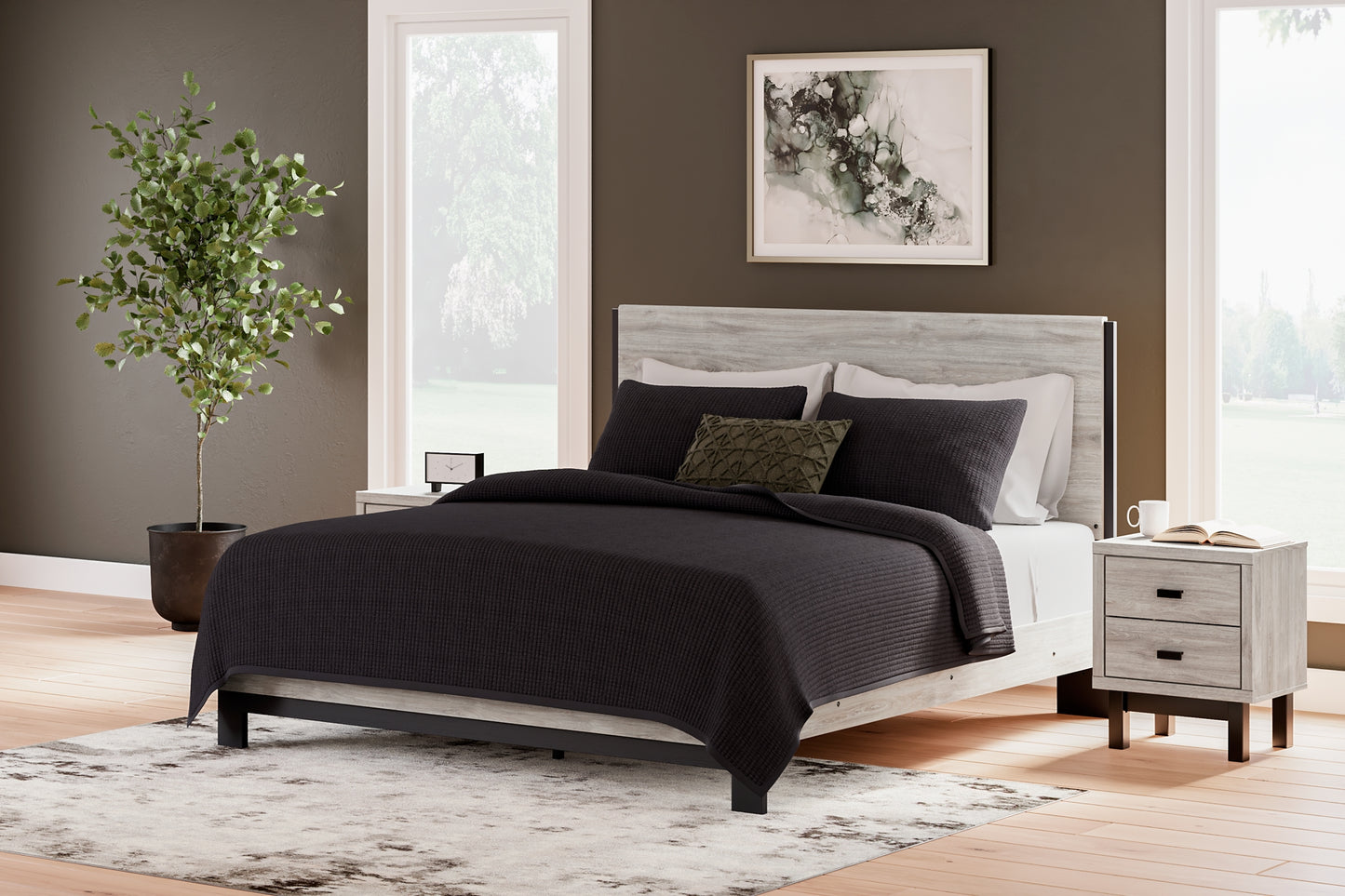 Vessalli Panel Bed With Mirrored Dresser, Chest And 2 Nightstands