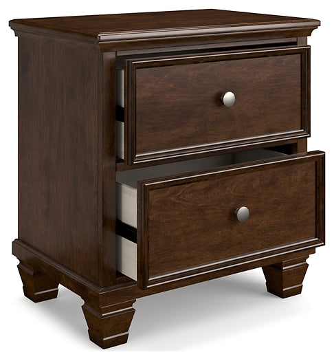 Danabrin Panel Bed With Mirrored Dresser, Chest And 2 Nightstands