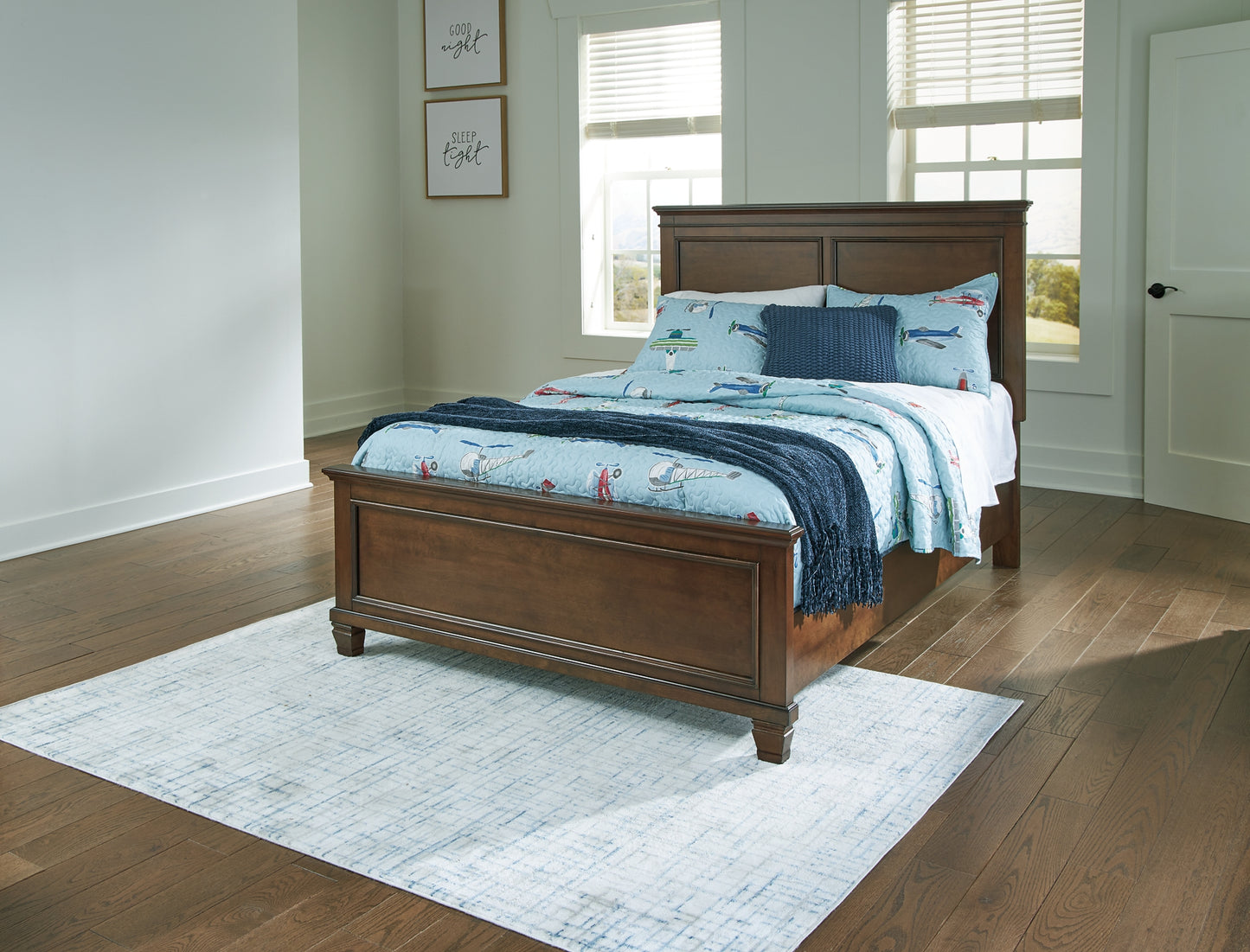Danabrin Panel Bed With Mirrored Dresser