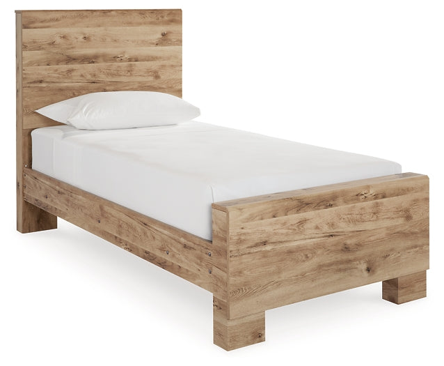 Hyanna Panel Bed With Mirrored Dresser, Chest And Nightstand