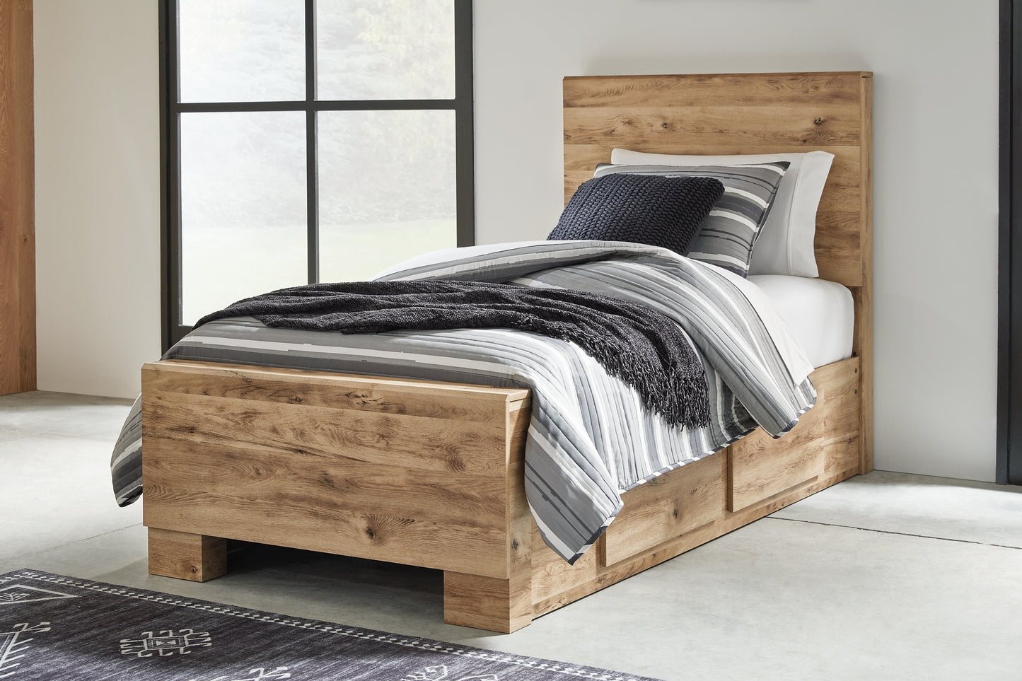 Hyanna Panel Bed With Storage With Mirrored Dresser And Chest