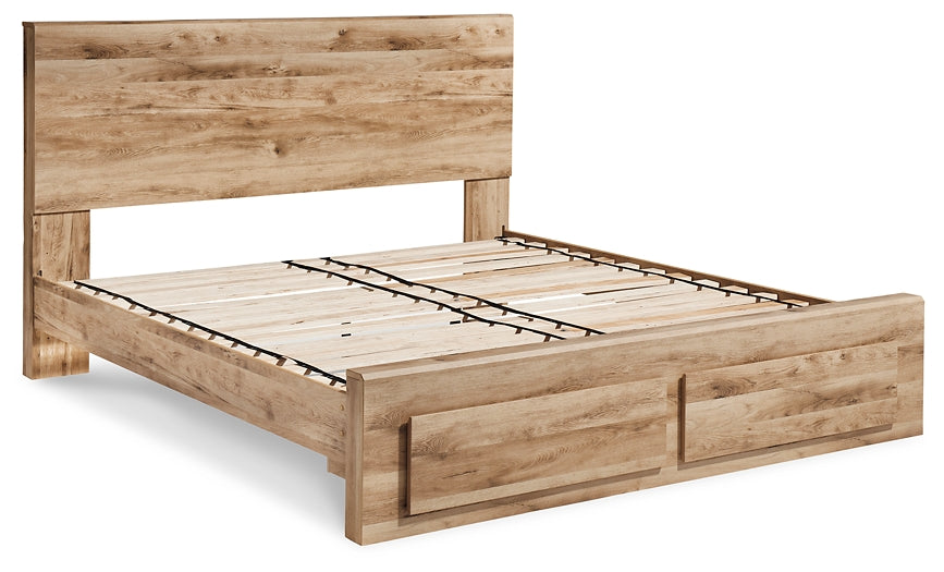 Hyanna Panel Storage Bed With Mirrored Dresser