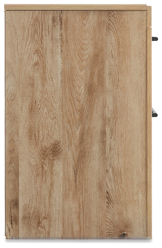 Hyanna Panel Headboard With Mirrored Dresser And Nightstand