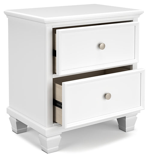 Fortman Panel Bed With Mirrored Dresser And Nightstand