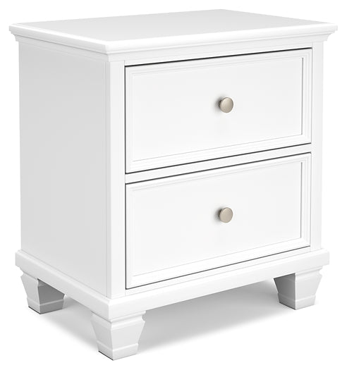 Fortman Panel Bed With Mirrored Dresser And Nightstand