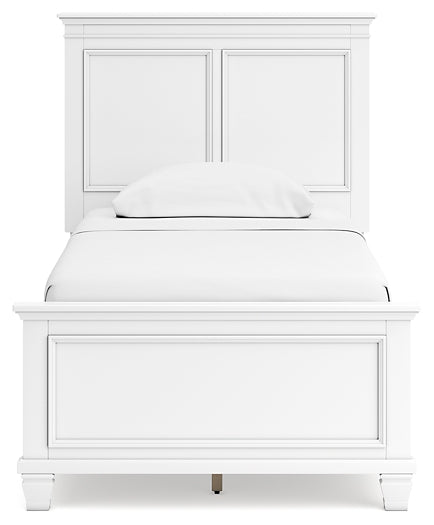 Fortman Panel Bed With Mirrored Dresser, Chest And Nightstand