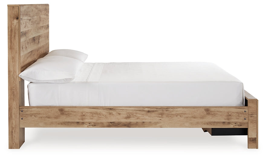 Hyanna Panel Storage Bed With Mirrored Dresser And Chest