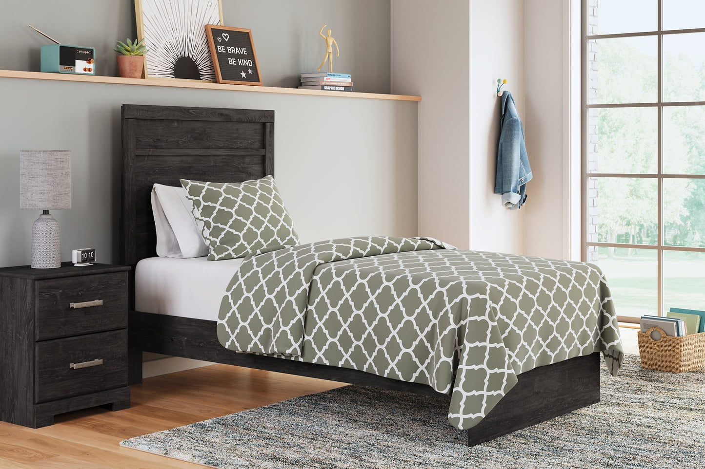 Belachime Panel Bed With Mirrored Dresser, Chest And Nightstand